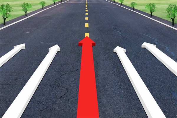 管理咨詢?nèi)绾瓮黄瞥Ｒ?guī)，為企業(yè)量身打造核心競爭優(yōu)勢？