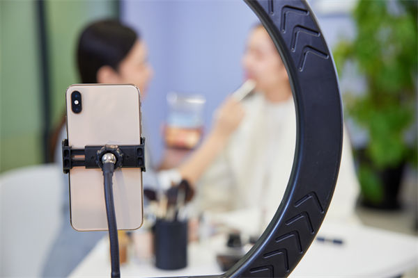 全渠道營(yíng)銷(xiāo)管理，無(wú)縫連接客戶(hù)，打造極致體驗(yàn)