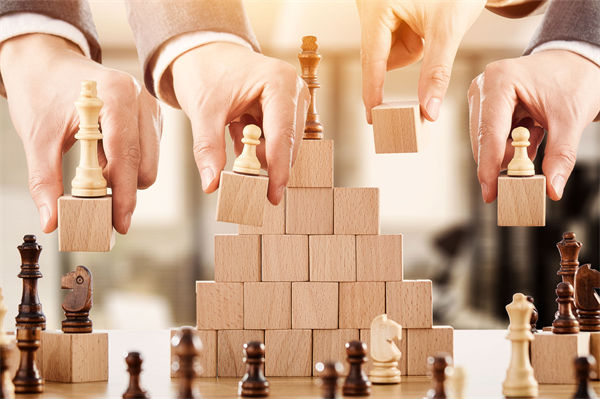 文化管理與戰(zhàn)略背道而馳，如何構(gòu)建協(xié)同發(fā)展體系？