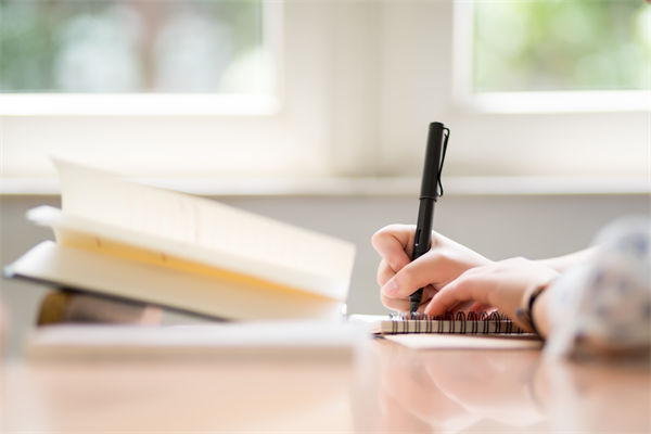 文化管理考核失效，員工參與度低，如何重塑激勵機制？