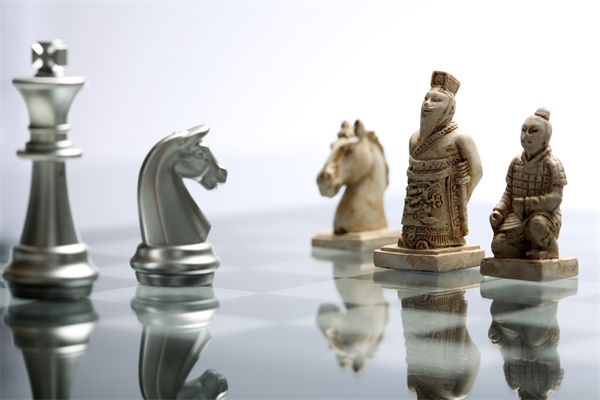 集團(tuán)管控松散低效？如何平衡集權(quán)分權(quán)激活子公司動(dòng)能？