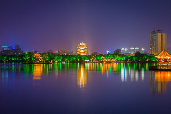 營(yíng)銷轉(zhuǎn)化率低迷？濟(jì)南營(yíng)銷咨詢公司如何精準(zhǔn)打通獲客變現(xiàn)鏈路？