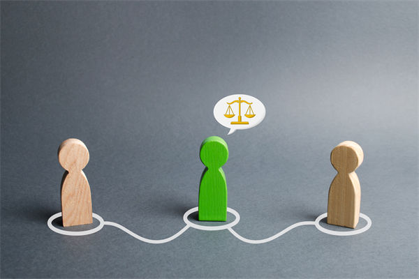 榮耀CEO承認(rèn)銷量非常困難，眾多企業(yè)的品牌戰(zhàn)略啟示