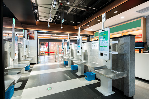 傳統(tǒng)業(yè)務(wù)持續(xù)萎縮，如何用數(shù)字化撕開增長第二曲線？