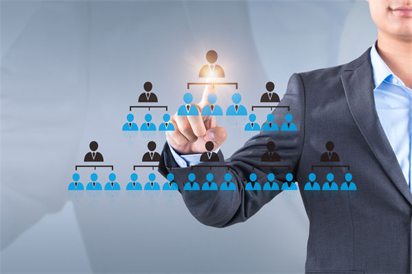 跨區(qū)域擴(kuò)張時(shí)，集團(tuán)管控如何防止管理效能稀釋？