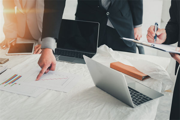 戰(zhàn)略規(guī)劃年年重做卻無效，到底缺了哪環(huán)落地邏輯？