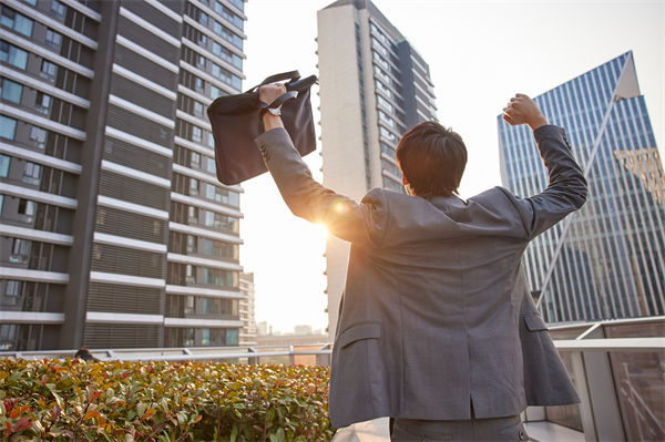 企業(yè)文化分析：為什么越來越多年輕人愛上丑娃娃？