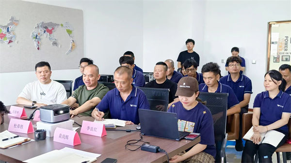 華瑋機(jī)械生產(chǎn)總經(jīng)理潘貽豐先生致辭 華瑋機(jī)械生產(chǎn)總經(jīng)理潘貽豐先生致辭