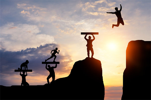 企業(yè)文化淪為口號：形式主義背后藏著哪些管理危機(jī)？