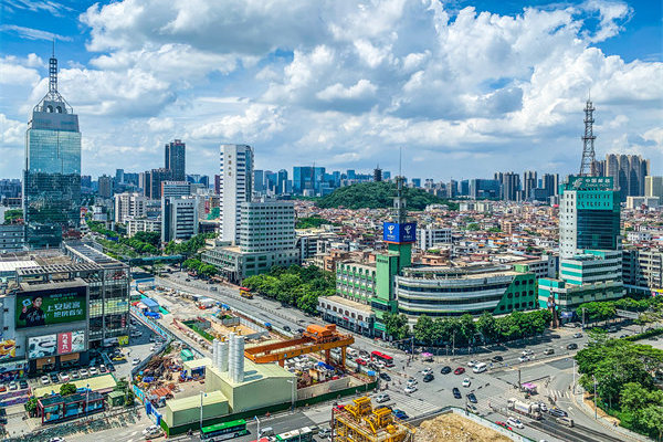 佛山管理咨詢(xún)公司深度助力，企業(yè)如何加速突破成長(zhǎng)天花板？