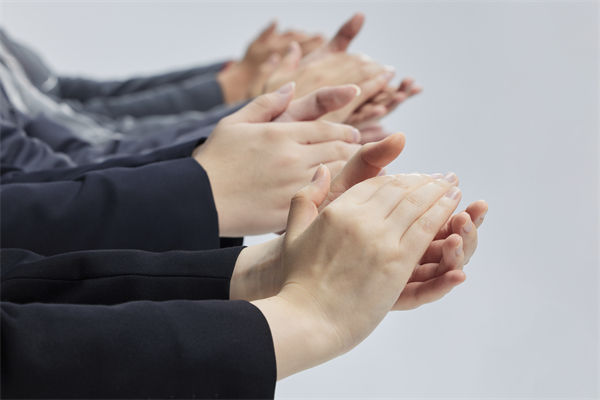 企業(yè)文化管理為何總走樣？這些隱性斷層您察覺了嗎？