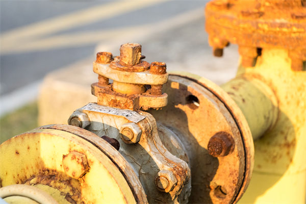 設(shè)備老化嚴重影響產(chǎn)能，制造業(yè)怎樣合理規(guī)劃設(shè)備更新？