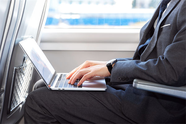 高鐵站下架泡面不如站臺(tái)禁吸煙，組織規(guī)劃管理啟示