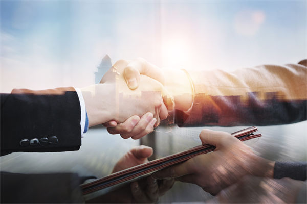 知名超市半年關(guān)了227家店，關(guān)聯(lián)企業(yè)營(yíng)銷怎么看？