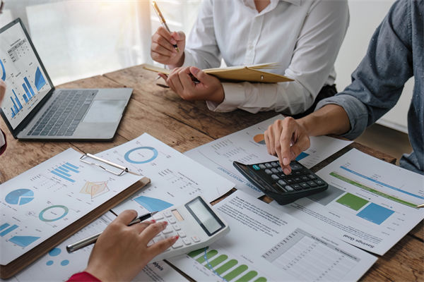 績效考評淪為形式主義，員工敷衍應付企業(yè)怎么破？