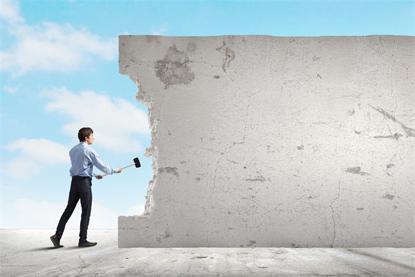 部門壁壘固化協(xié)作失靈，戰(zhàn)略推進處處受阻怎么解？