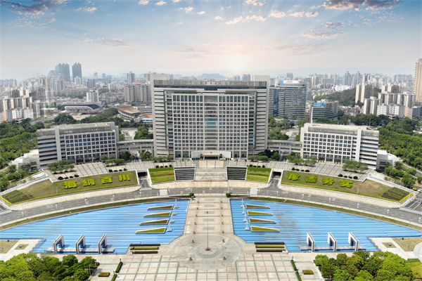 年度計劃寫得漂亮卻落不了地，東莞年度經(jīng)營計劃咨詢公司能抓實嗎？