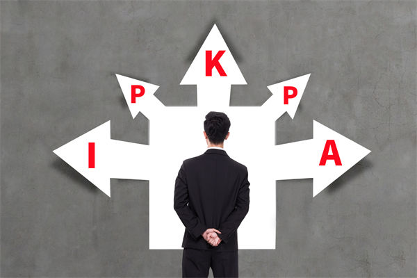 看似精細(xì)的績(jī)效體系，為何反而拖慢了團(tuán)隊(duì)的腳步？